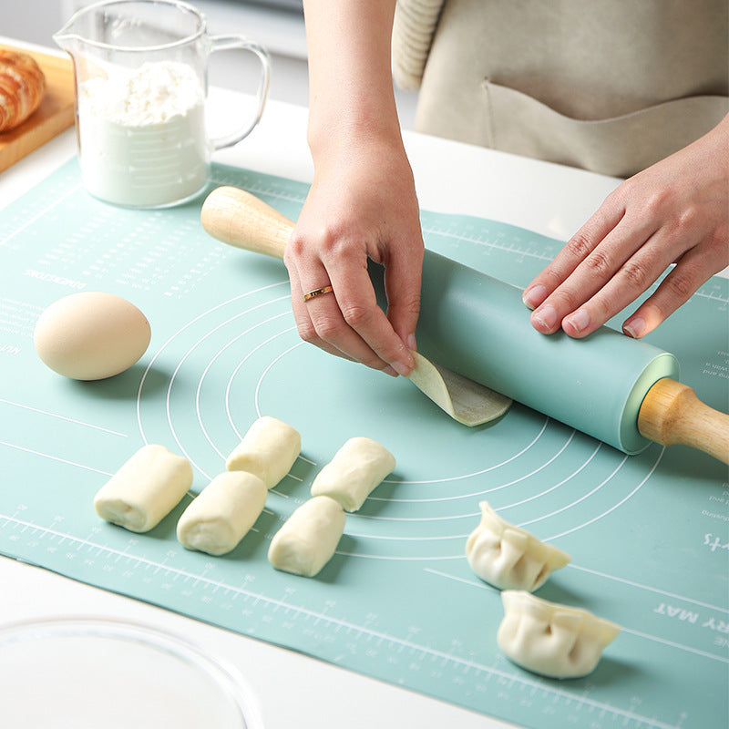 GripSure Thick Rolling Pin & Spacious Baking Mat